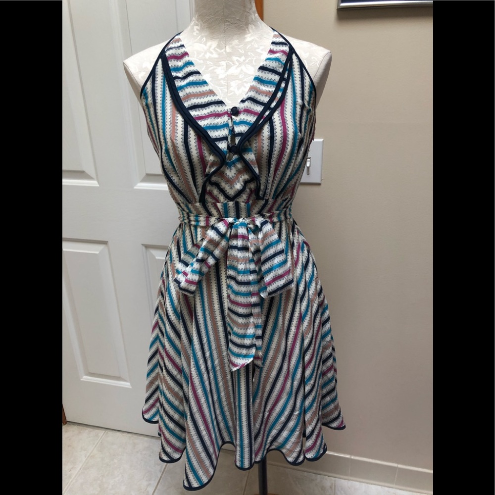 Retro striped dress with belt